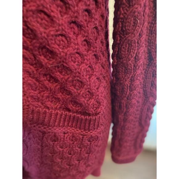 Inis Crafts Irish 100% Merino Wool Long Cardigan Women's‎ Size Medium Burgundy - Picture 3 of 6